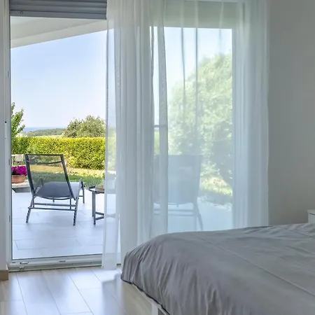 Apartment Fiorella *