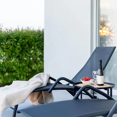 Fiorella Apartment *