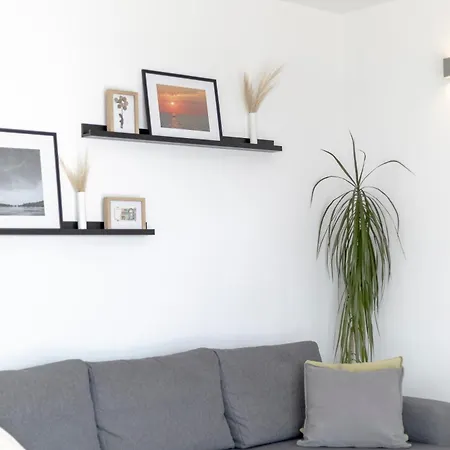 Fiorella Апартаменти